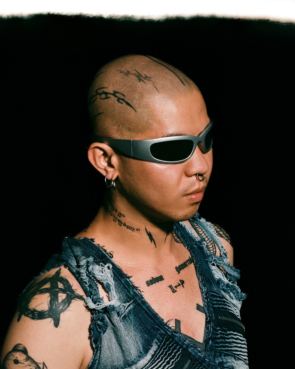 Daryll Borja, photographer  Dubai, 2023  Photography Alisa Poturaeva